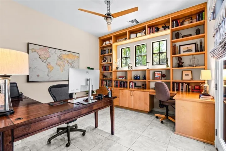 26-11 San Marino Cir-6