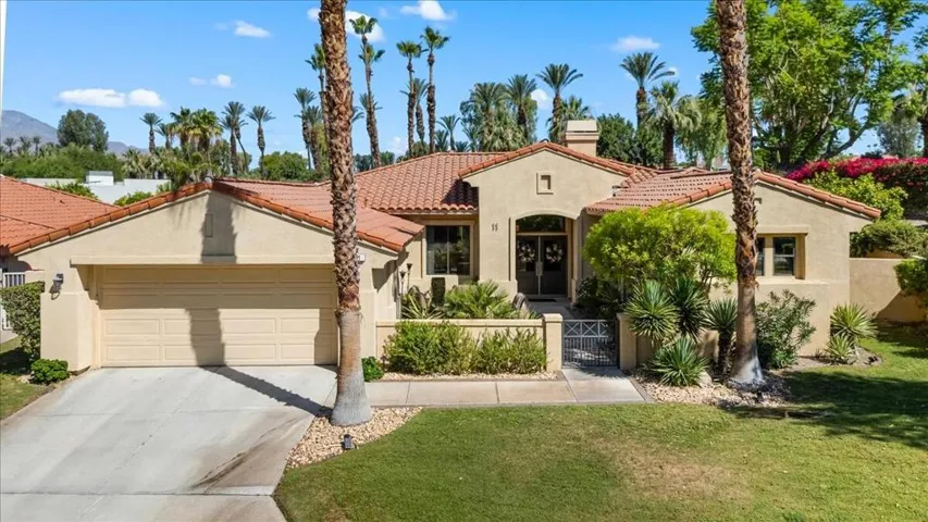 49-11 San Marino Cir-33