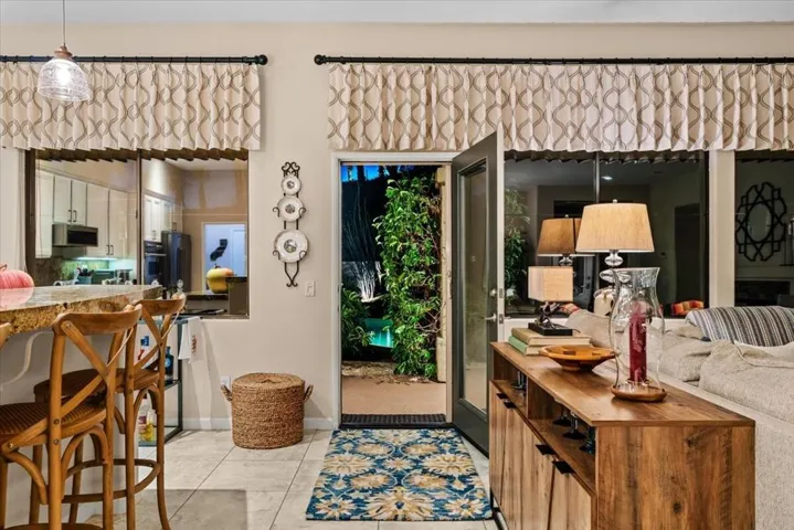 54-11 San Marino Cir-67