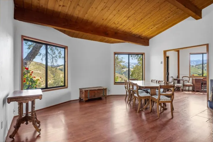 37840 Poppy Tree Lane, Carmel Valley, California 93924