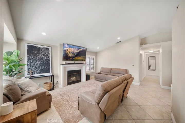 37752 Cresta Del Reyo, Murrieta, California 92563