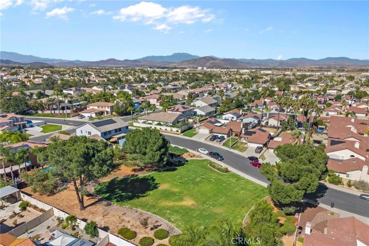 37752 Cresta Del Reyo, Murrieta, California 92563