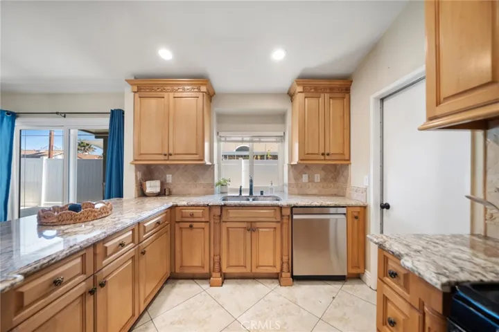 37752 Cresta Del Reyo, Murrieta, California 92563