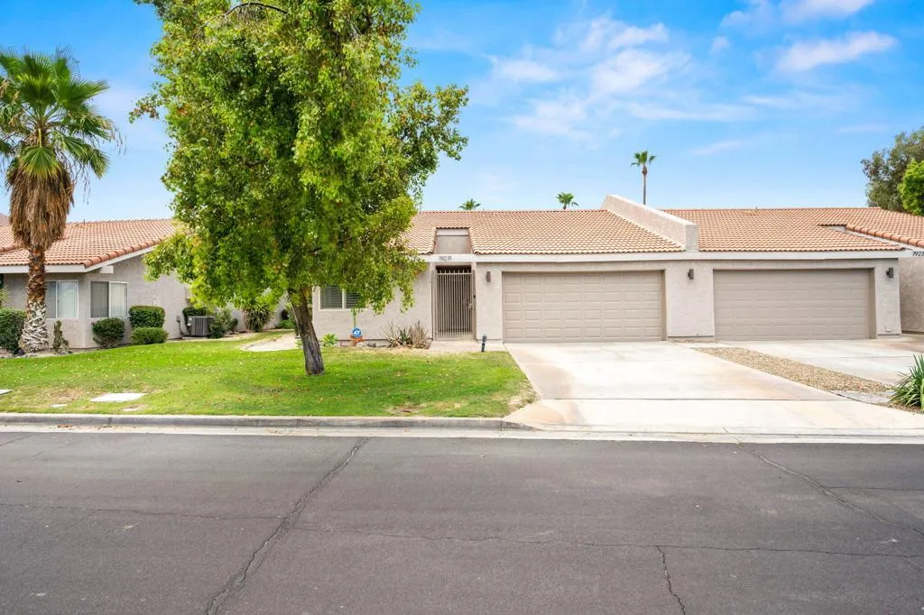 79271 Horizon Palms Cir