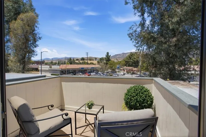 10566 Sunland 7, Sunland, California 91040