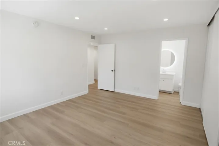 10566 Sunland 7, Sunland, California 91040