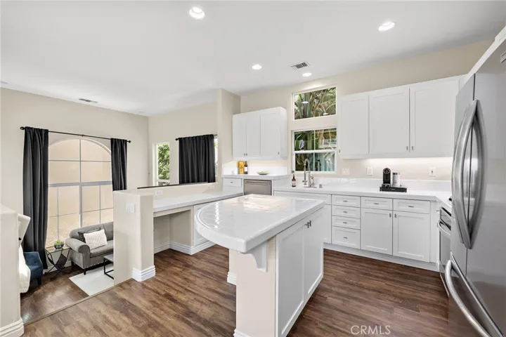 205 Montana Del Lago Drive, Rancho Santa Margarita, California 92688