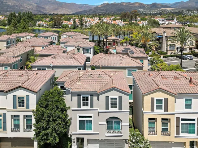 205 Montana Del Lago Drive, Rancho Santa Margarita, California 92688