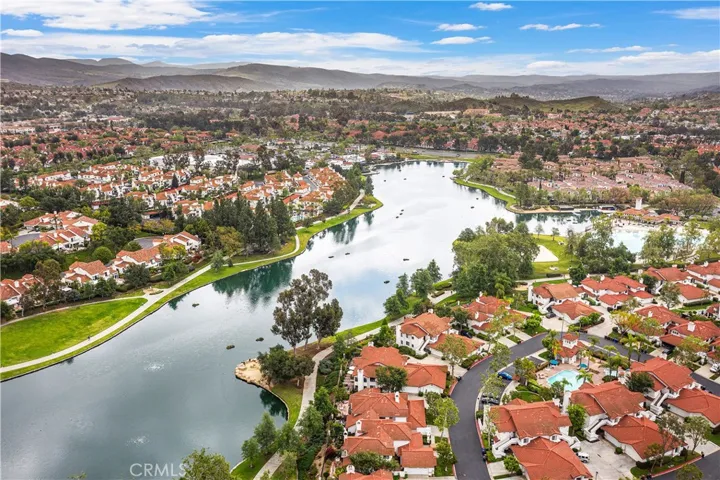 205 Montana Del Lago Drive, Rancho Santa Margarita, California 92688