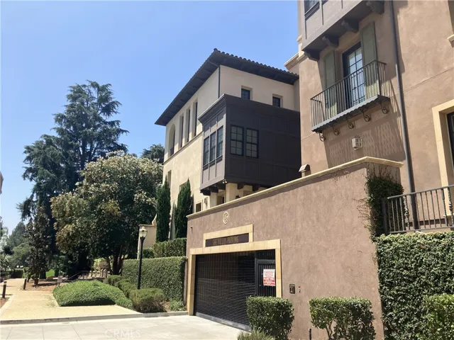 378 W Green Street 131, Pasadena, California 91105