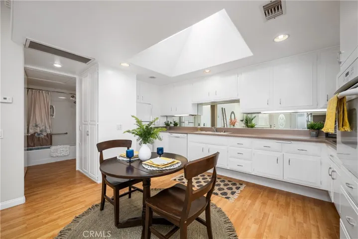 13701 Alderwood Lane W 29e, Seal Beach, California 90740