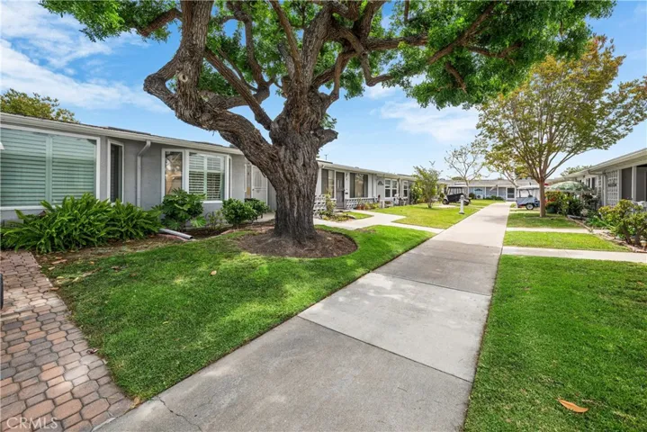 13701 Alderwood Lane W 29e, Seal Beach, California 90740