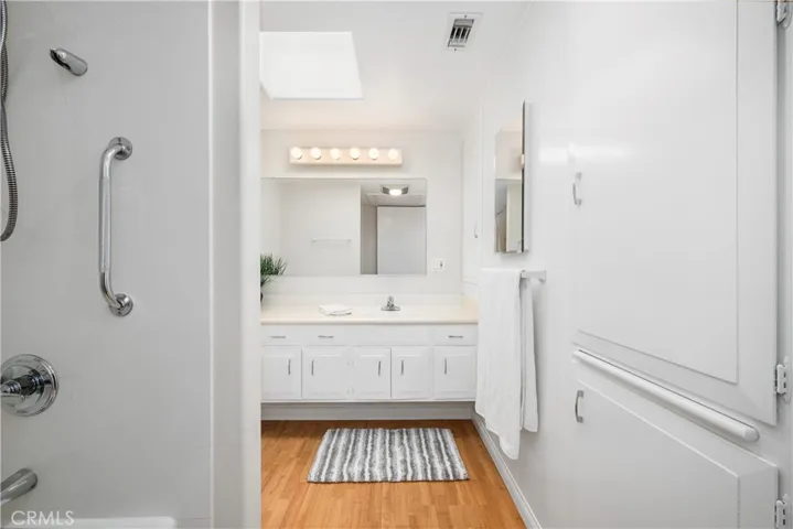 13701 Alderwood Lane W 29e, Seal Beach, California 90740