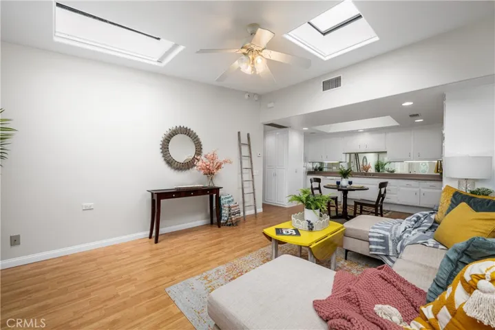 13701 Alderwood Lane W 29e, Seal Beach, California 90740