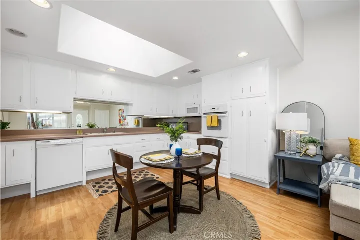 13701 Alderwood Lane W 29e, Seal Beach, California 90740