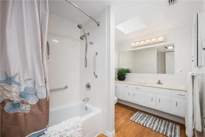 13701 Alderwood Lane W 29e, Seal Beach, California 90740