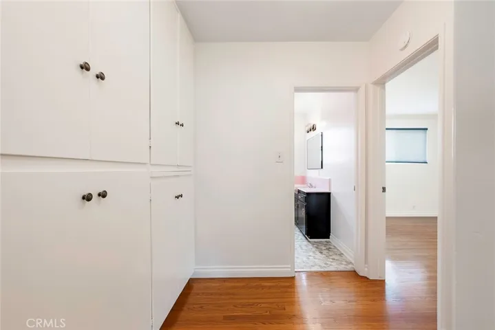 1311 E 1st 12, Long Beach, California 90802