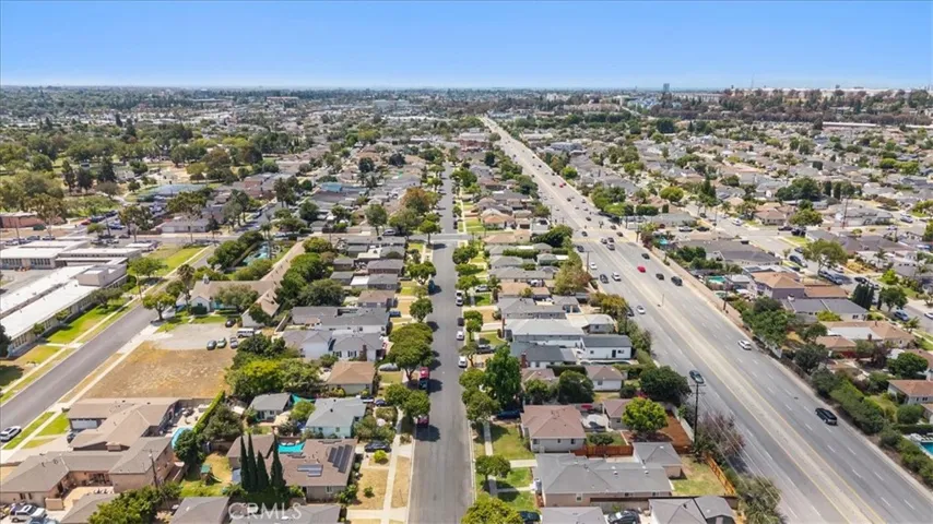 2409 Pepperwood Avenue, Long Beach, California 90815