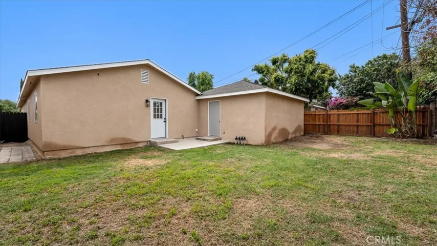 2409 Pepperwood Avenue, Long Beach, California 90815