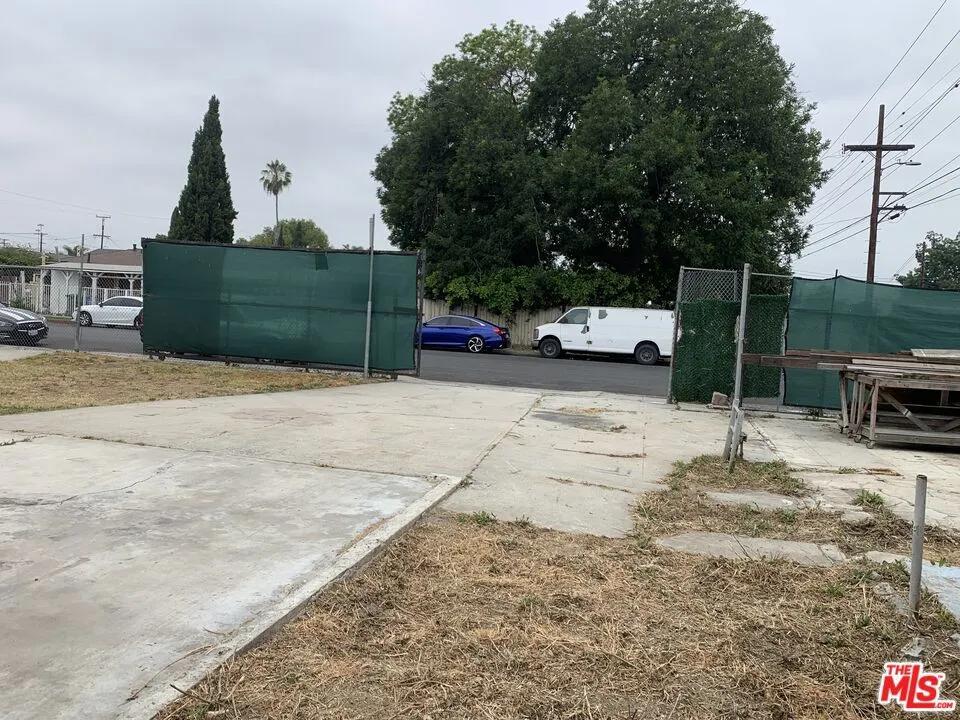 1451 E 99th Street, Los Angeles, California 90002 — photo 4