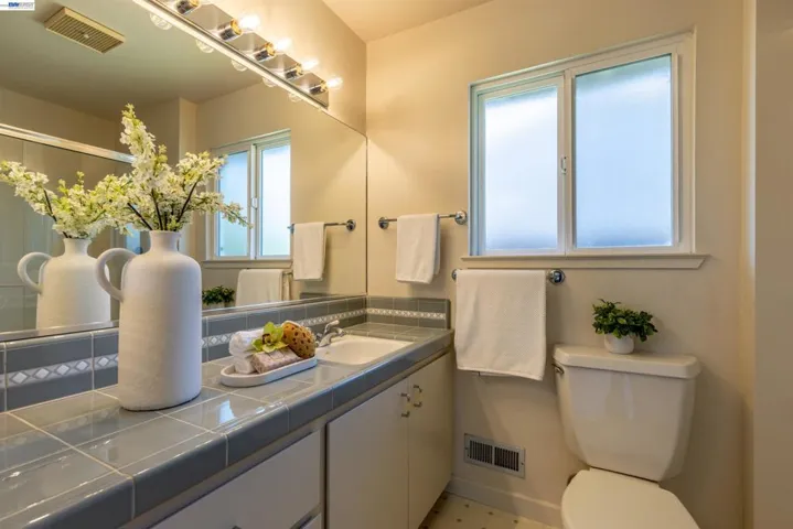 4329 Guilford Ave, Livermore, California 94550