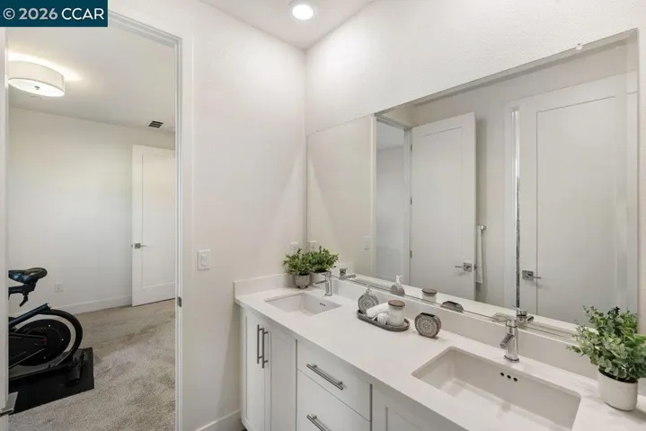 6808 Verbena St, Tracy, California 95377