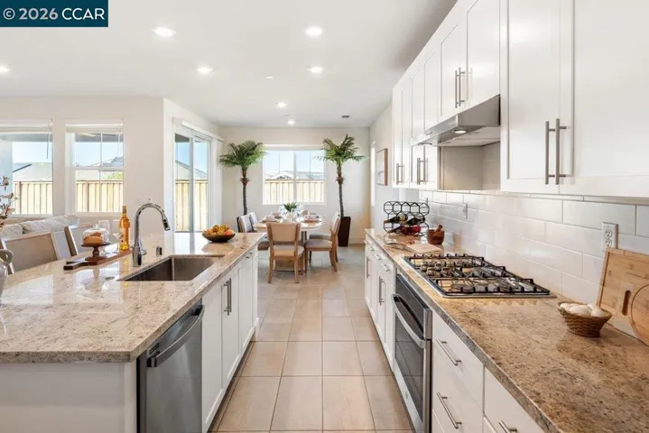 6808 Verbena St, Tracy, California 95377