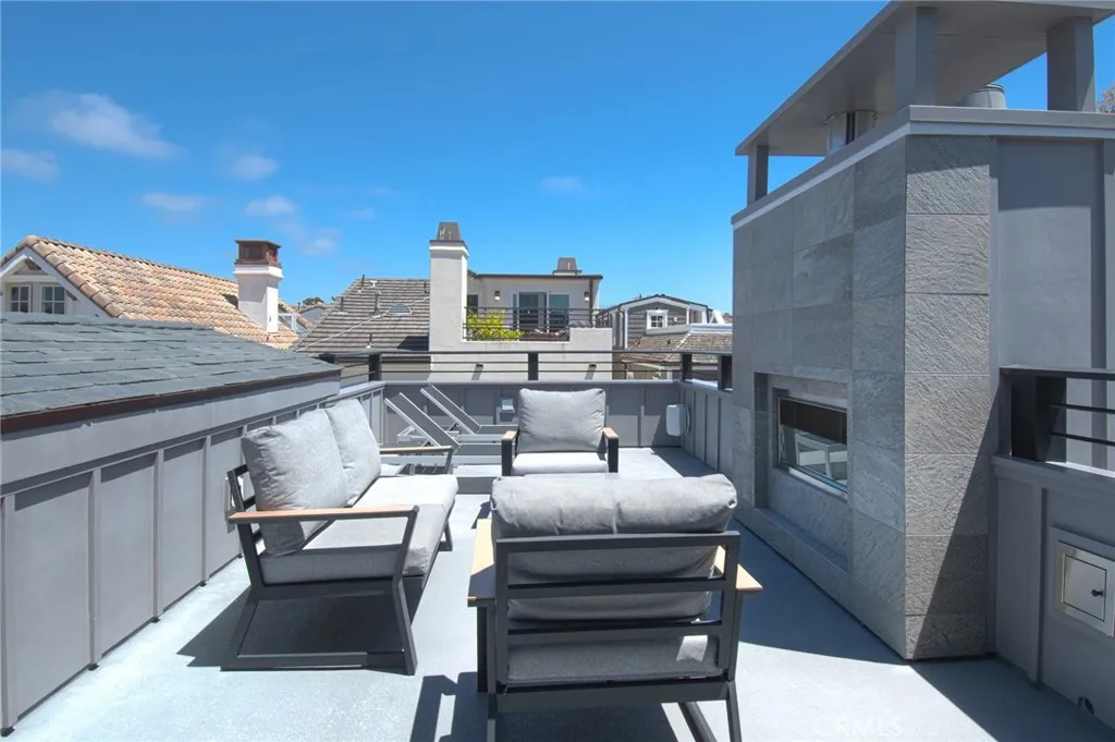 rooftop deck with fireplace