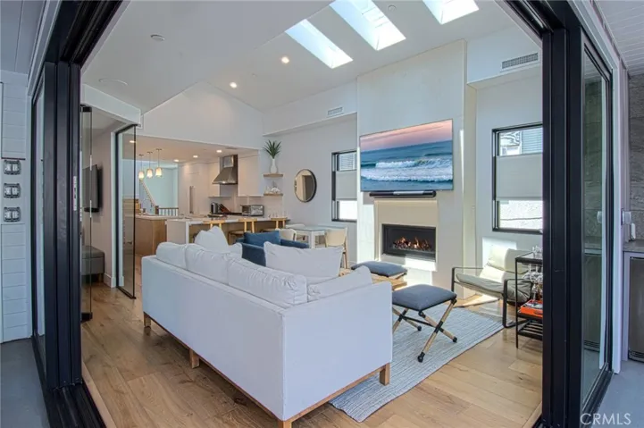 502 1/2 Begonia, Corona Del Mar, California 92625