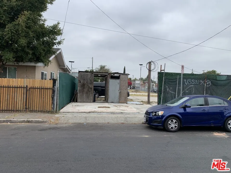 1453 E 99th Street, Los Angeles, California 90002 — photo 5