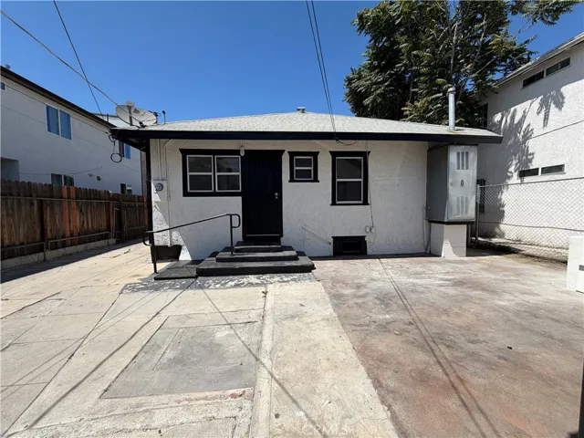 424 E 61st, Los Angeles, California 90003