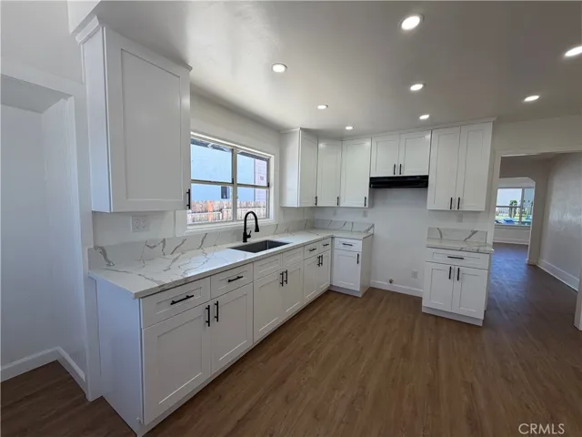 424 E 61st, Los Angeles, California 90003