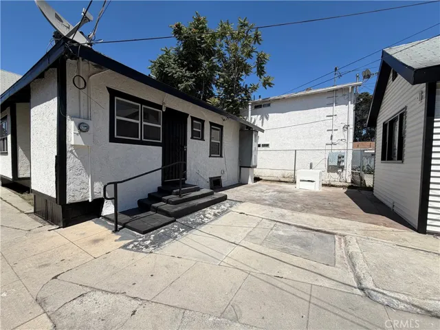 424 E 61st, Los Angeles, California 90003