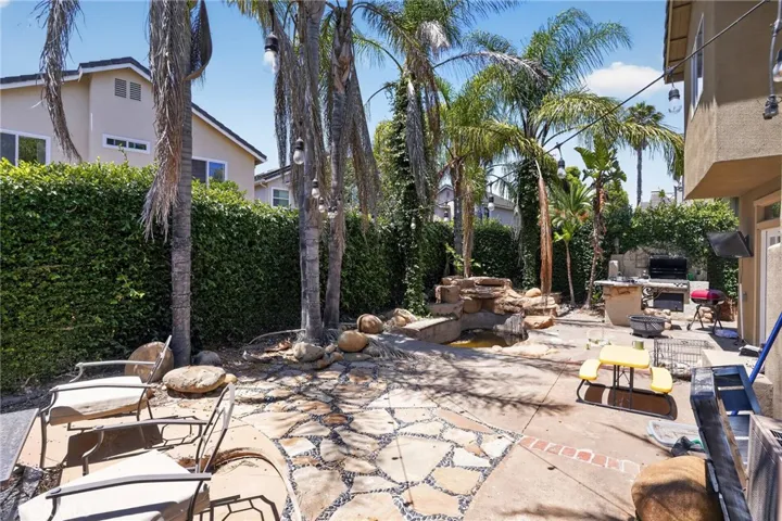 4248 Riverglen Street, Moorpark, California 93021