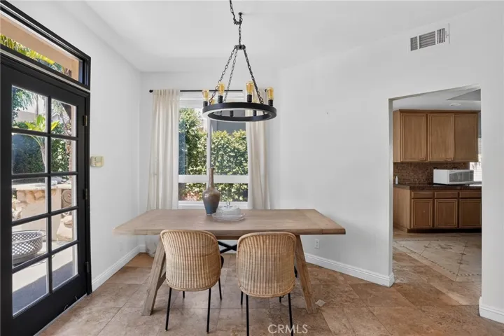 4248 Riverglen Street, Moorpark, California 93021