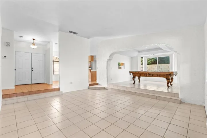 2-69040 San Helena Ave-19