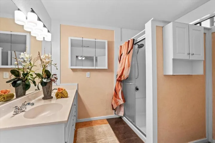 01-Primary Bathroom
