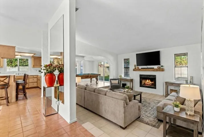 5-Virtually Staged Photo-1