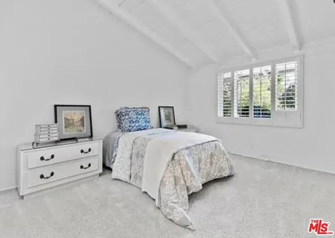 4363 Hayvenhurst Ave, Encino, California 91436