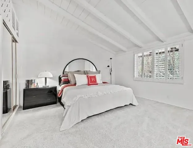 4363 Hayvenhurst Ave, Encino, California 91436