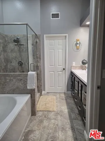 Master bath view
