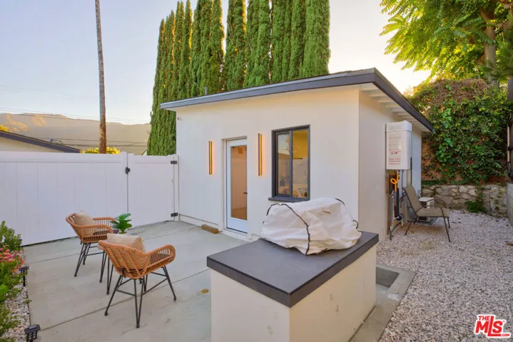 3623 5th Avenue, La Crescenta, California 91214