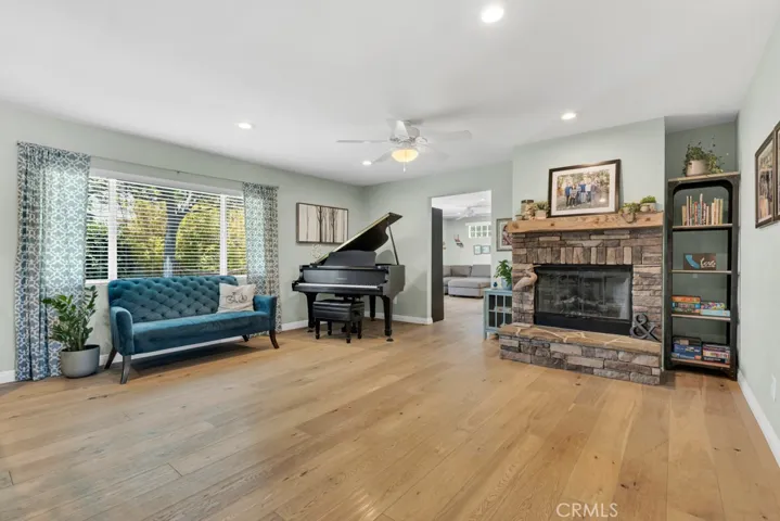 363 Shasta Avenue, Moorpark, California 93021