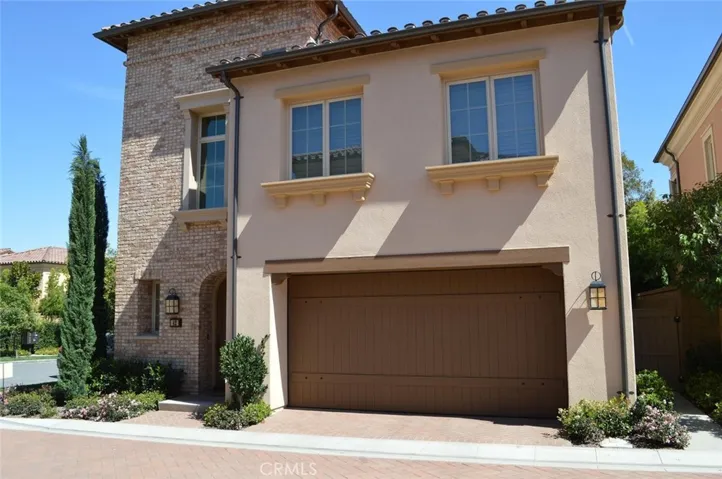 42 Bianco, Irvine, California 92618