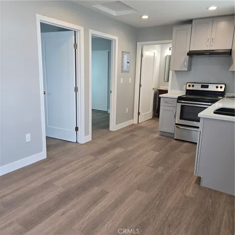 Kitchen (3rd Unit)