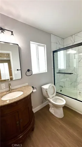 Bathroom (3rd Unit)