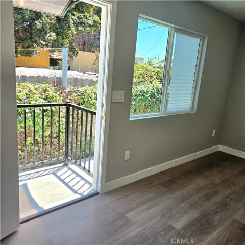 Entry (2nd Unit)