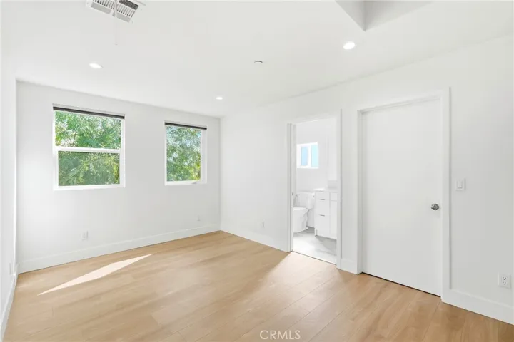 4453 Colfax Avenue, Studio City, California 91602