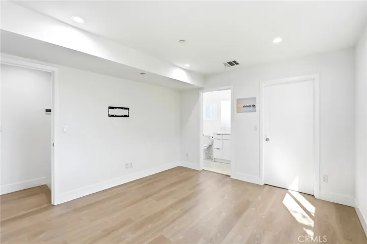 4453 Colfax Avenue, Studio City, California 91602