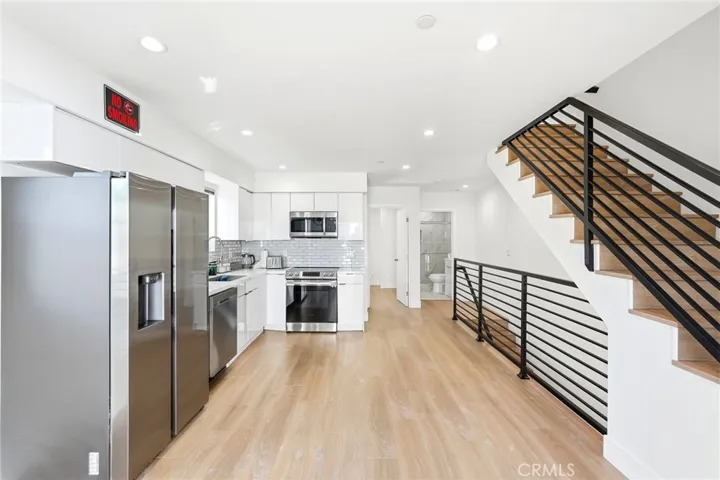 4453 Colfax Avenue, Studio City, California 91602